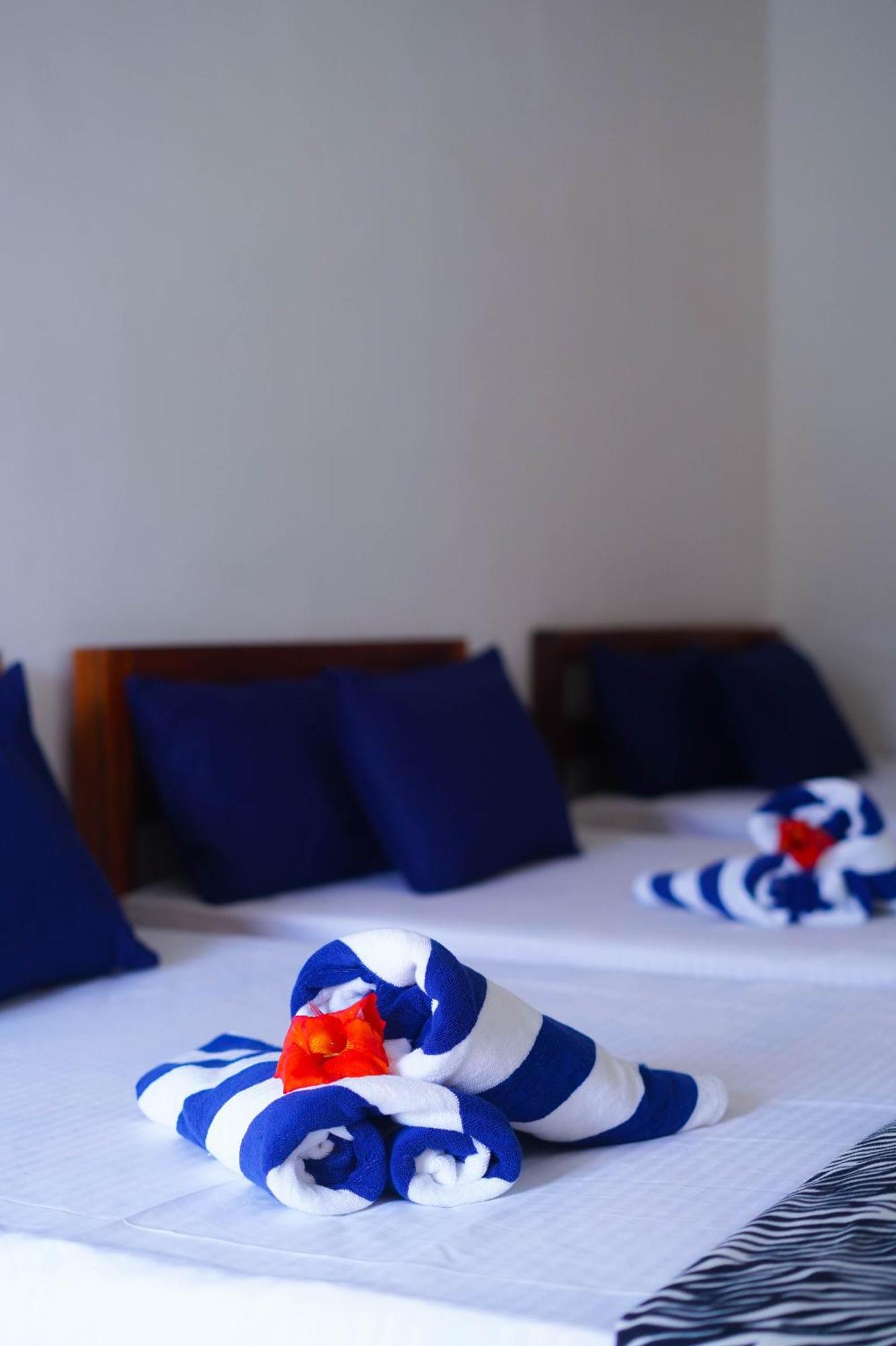Hostel Ceylon Happy Laugh - Ella Exterior foto
